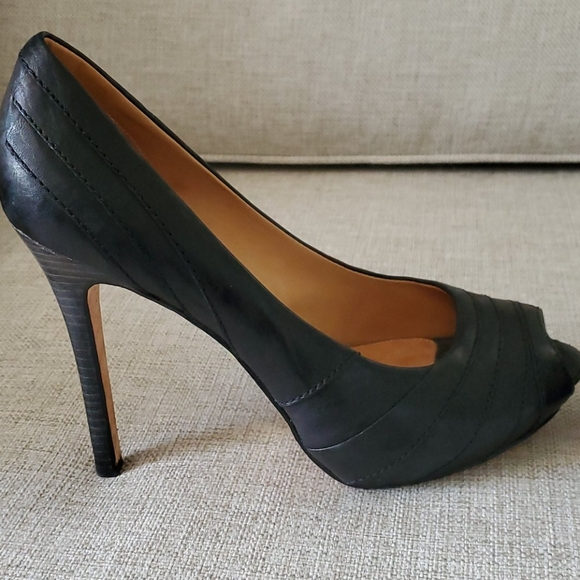 L.A.M.B. heels - Picture 4 of 9